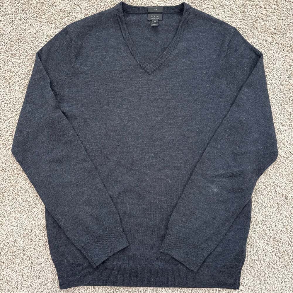 J.Crew Slim 100% Merino Wool V-Neck Sweater in Charcoal Gray Size M